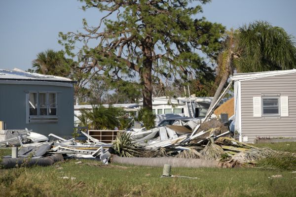 Double Wide Demolition in Mandeville